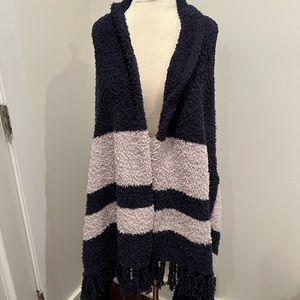 Barefoot Dreams shawl